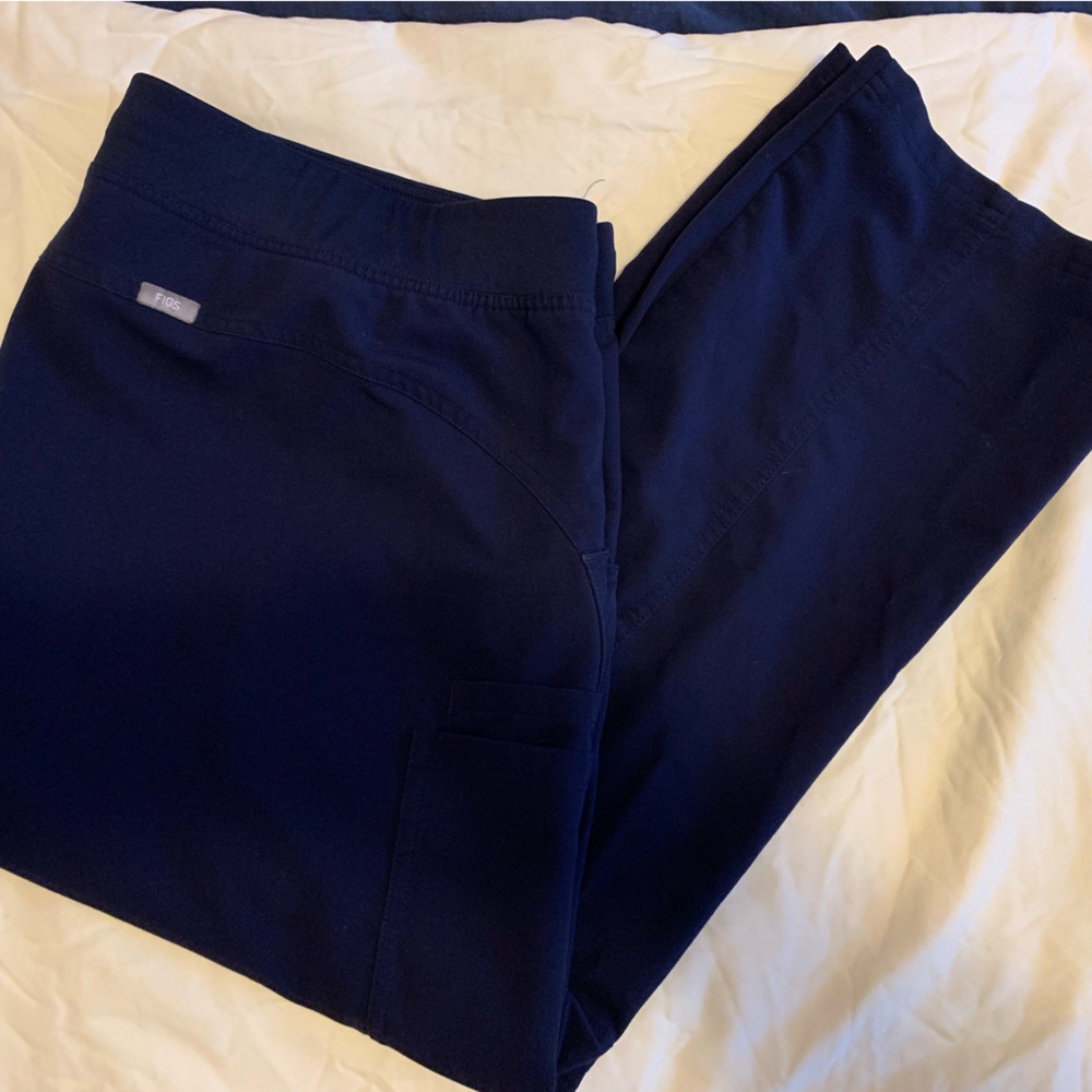 Figs Kade Cargo Scrub Pants Petite Navy Blue